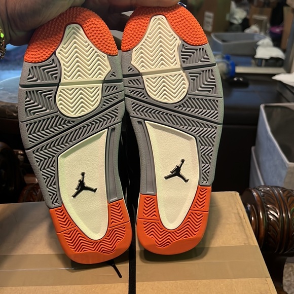 Jordan - Picture 5 of 5